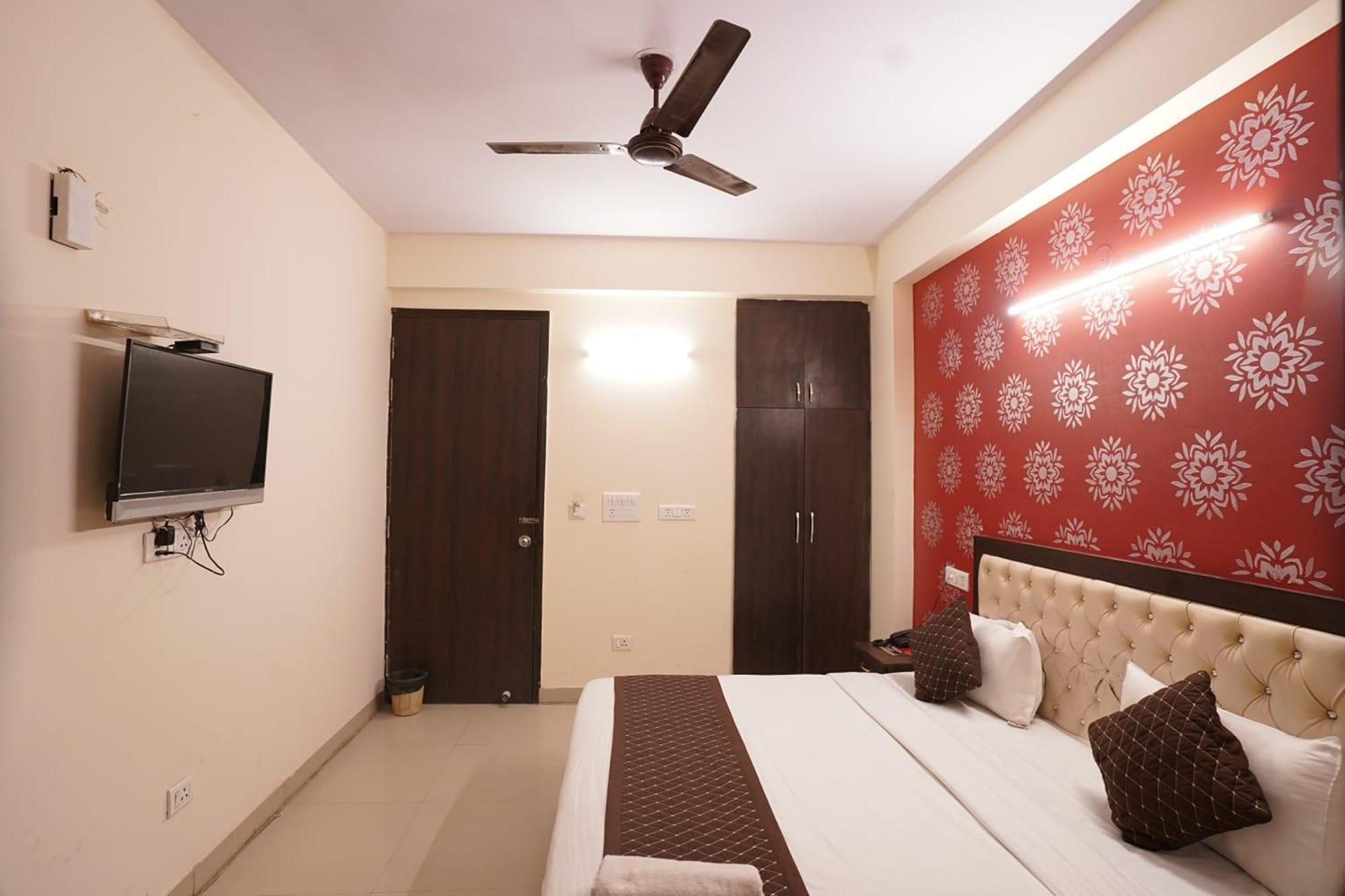 Hotel Tourist Palace New Delhi Exteriör bild
