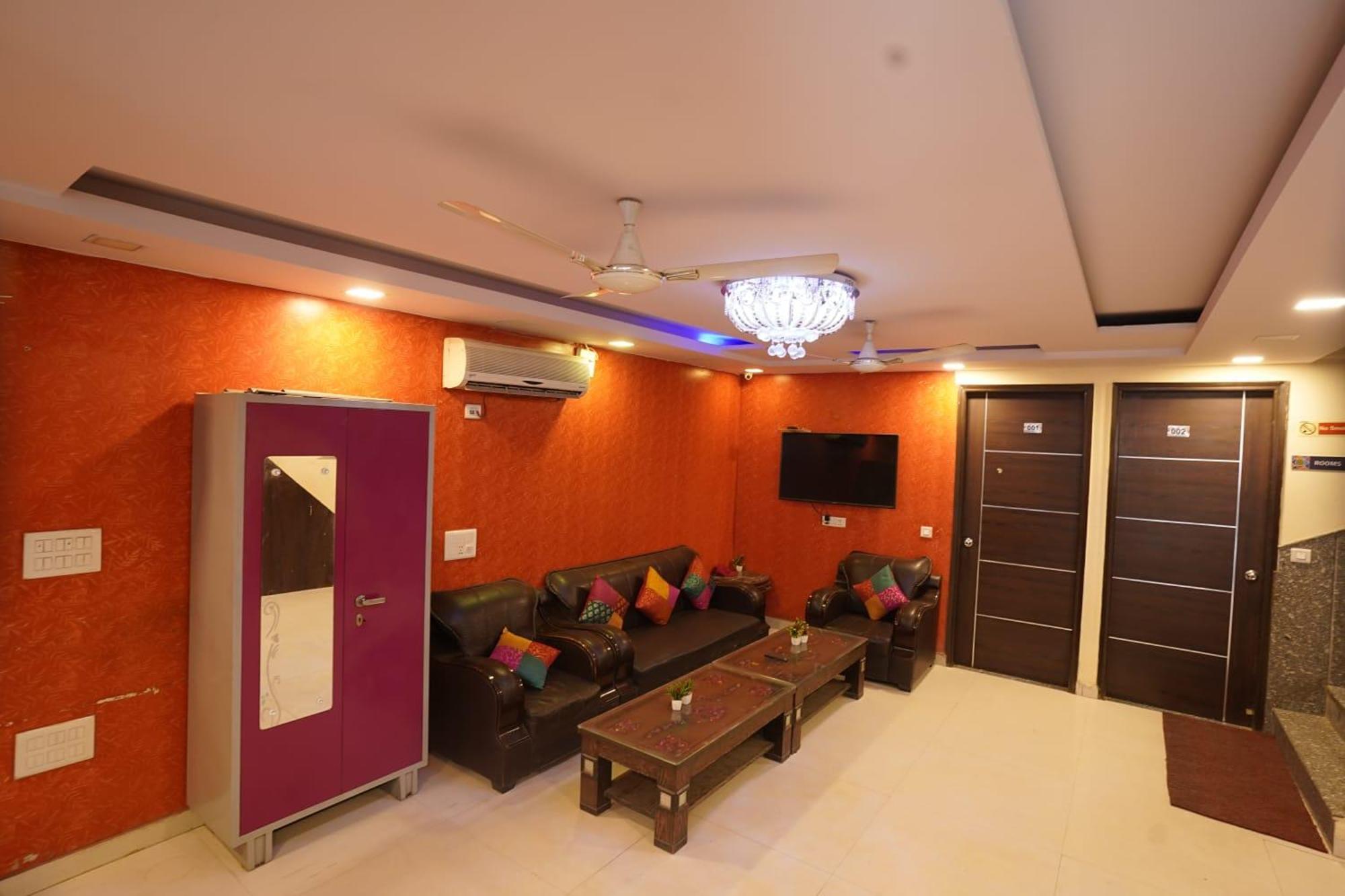 Hotel Tourist Palace New Delhi Exteriör bild